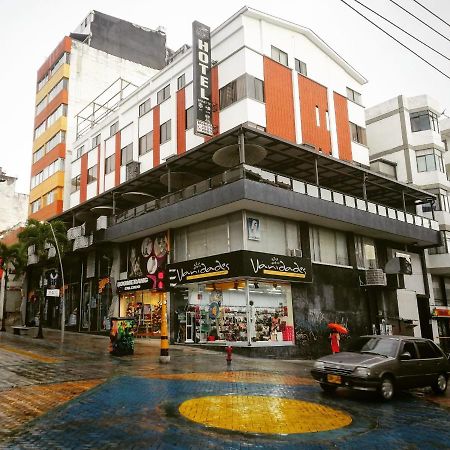 Hotel Escorial 이바게 외부 사진